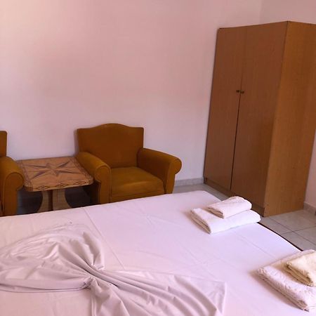 Sotiri Rooms ساراندا المظهر الخارجي الصورة